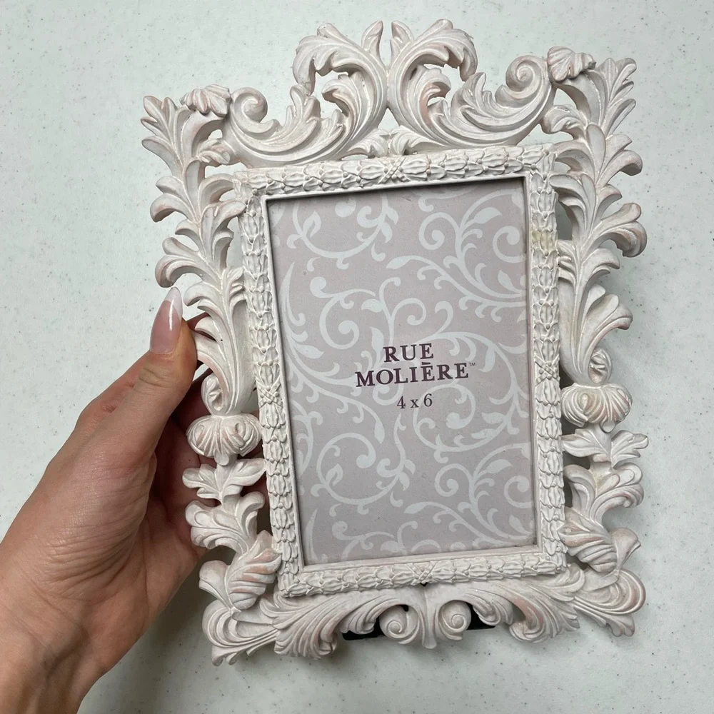 White and‎ Blush Pink Parisian Victorian Feminine Picture Frame 4x6